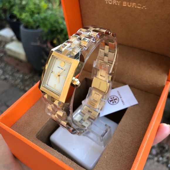 tory burch dalloway
